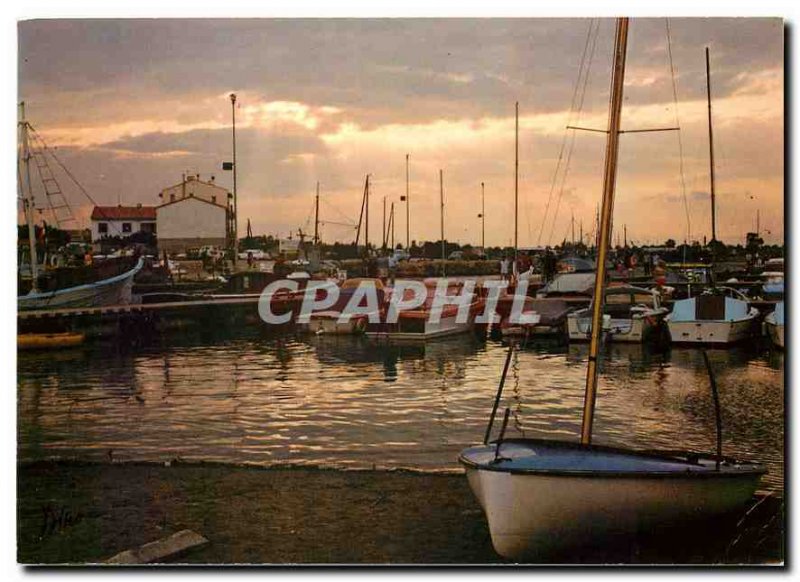 Modern Postcard Canet Beach The Beach Radiant The Marina at dusk