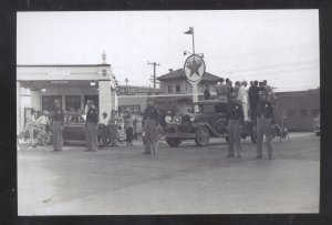 REAL PHOTO AMARILLO TEXAS TEXACO SERVICE GAS STATION OLD CARS POSTCARD COP3