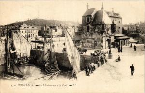 CPA HONFLEUR - La Lieutenanée et le Port (422204)