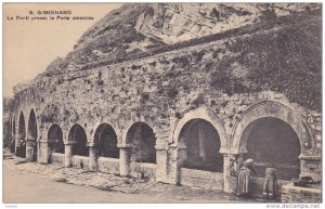 Le Fonti Presso La Porta Omonima, SAN GIMIGNANO (Tuscany), Italy, 1900-1910s