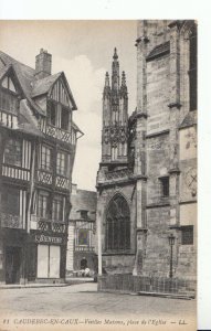 France Postcard - Caudebec-En-Caux - Vieilles Maisons, Place De L'Eglise  16460A