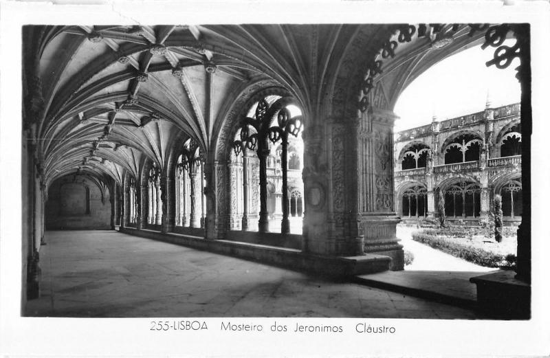 BR57152 Claustro Mosteiro dos Jeronimos claustro Lisboa     Portugal