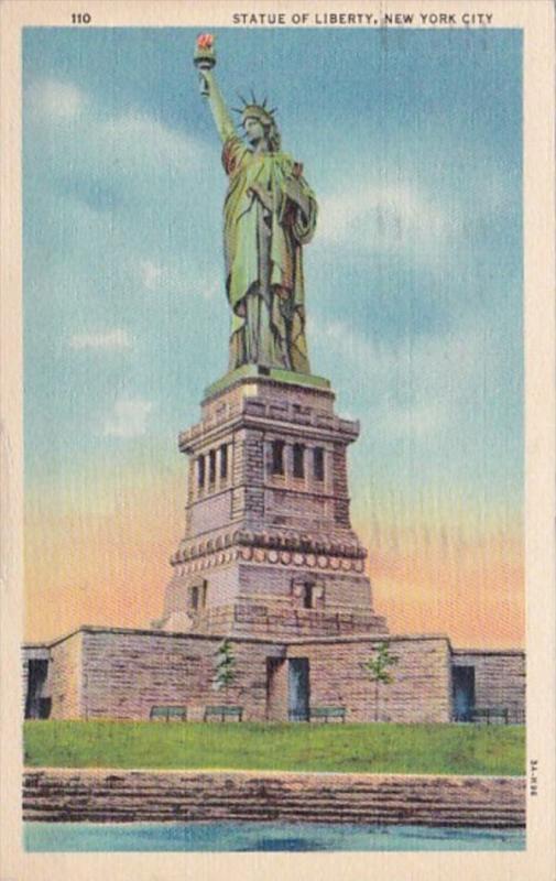 New York City Statue Of Liberty 1941 Curteich