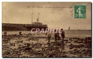 Old Postcard Boulogne At the foot of the piers at low tide