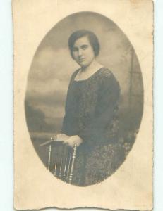 Old rppc WOMAN - WOMEN - FEMALE Great Postcard AB1613