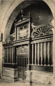 CPA ASSIER - Interieur de l'Église - Entrée de la Chapelle sepuierale (224113) 