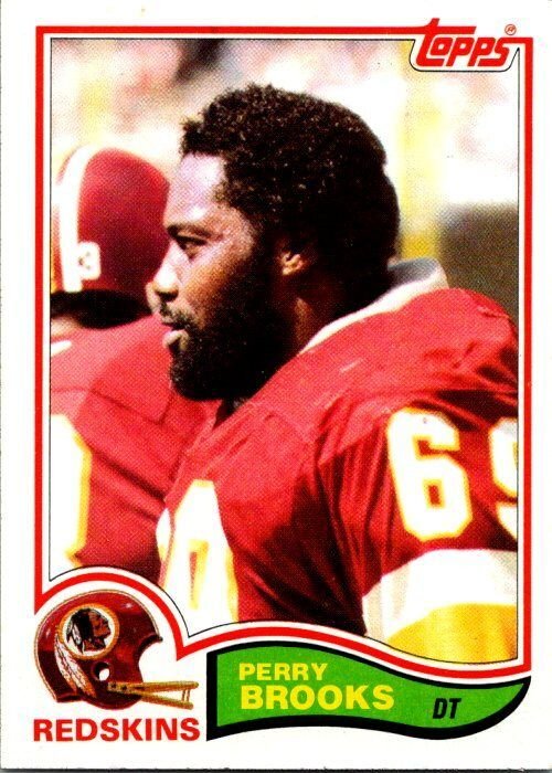 1982 Topps Football Card Perry Brooks Washington Redskins sk8963