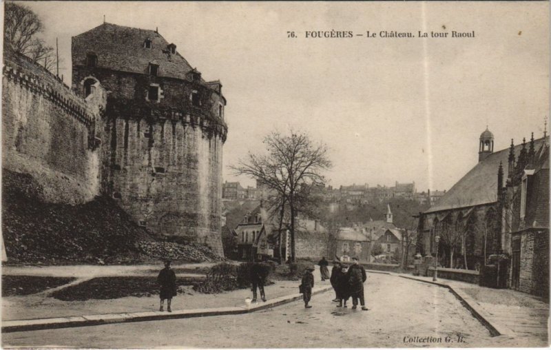 CPA Fougeres Le Chateau , Tour Raoul (1236588)