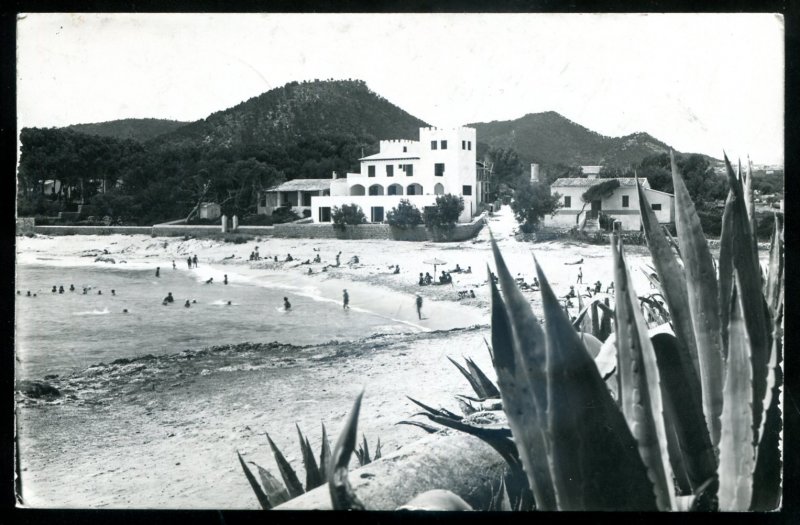 dc1983 - SPAIN Majorca 1955 Cala Ratjada. Real Photo Postcard