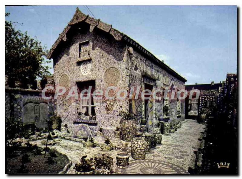 Modern Postcard Chartres House Pique Assiette