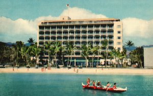 Vintage Postcard The Surf Rider Hotel Sport Of Hawaii Ancient Kings Honolulu HI