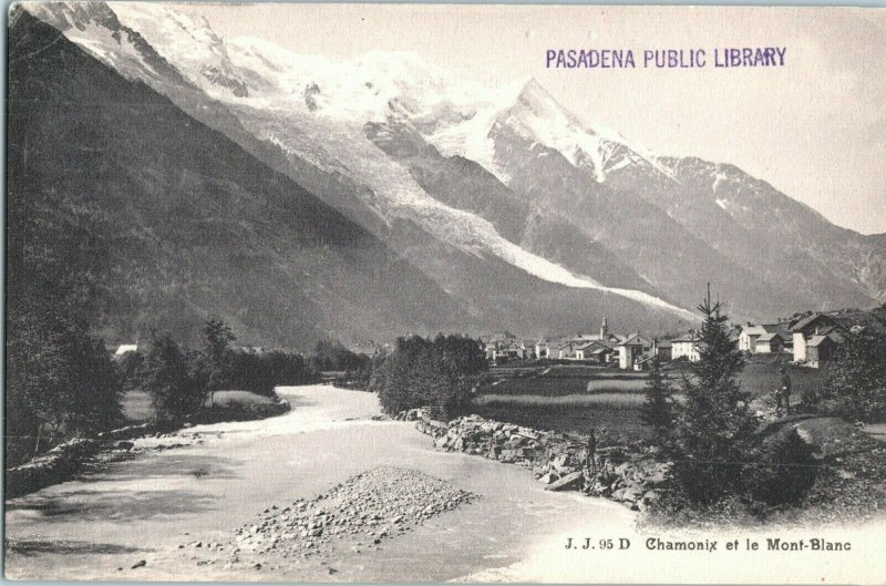 Chamonix et Le JJ 95 D Mont-Blanc France Postcard