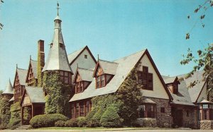 Barrington, RI Rhode Island  TOWN HALL Offices~Library  MEDIEVAL STYLE  Postcard