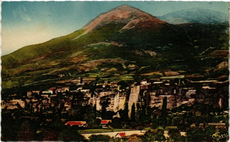 CPA EMBRUN - Alt 870 m-Vue Générale et le Mont Guillaume (453588)