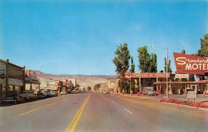 Richfield Utah Main Street Looking N, Chevron Gas Station Vintage PC TT0066