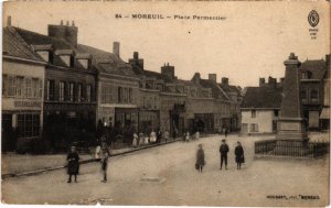 CPA MOREUIL Place Parmentier (1292499)