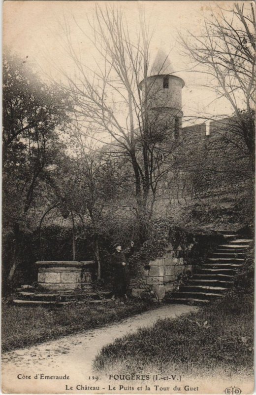 CPA Fougeres le Chateau ,Le Puits et Tour du Guet (1237427)