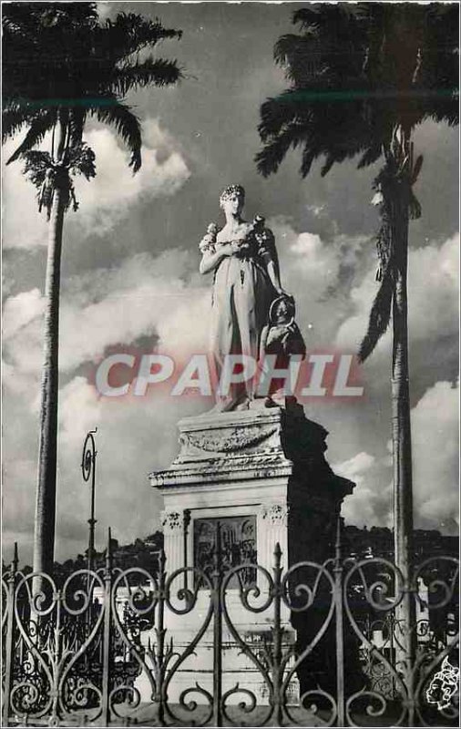 Modern Postcard Martinique Fort-de-France The statue of the Empress Josephine...