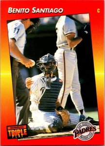 1992 Donruss Baseball Card Benito Santiago San Diego Padres sk3177