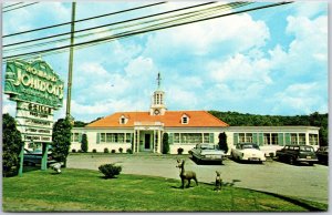 Howard Johnson's Restaurant Barre Vermont Route 302 Postcard Old Cars Sign