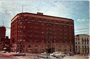 Postcard HOTEL SCENE Greensboro North Carolina NC AI8438