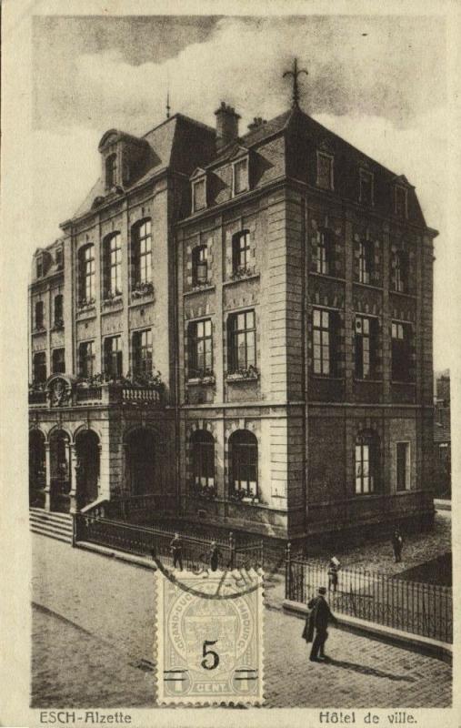 luxemburg, ESCH-sur-ALZETTE, Hôtel de Ville, Town Hall (1915) Stamp