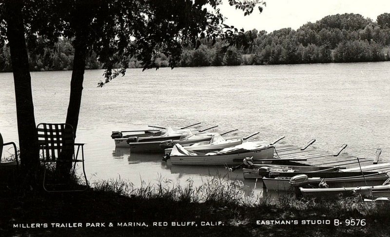 RPPC Vintage Miller's Trailer Park & Marina, Red Bluff, Cal. Postcard P121 