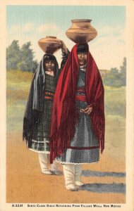 Santa Clara, NM New Mexico INDIAN GIRLS RETURNING FROM WELL Fred Harvey Postcard