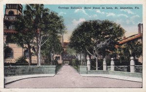 ST. AUGUSTINE, Florida, PU-1930; Carriage Entrance, Hotel Ponce De Leon