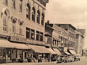 Postcard Early View of  Main Street Looking North, Whitehall, NY    Y4