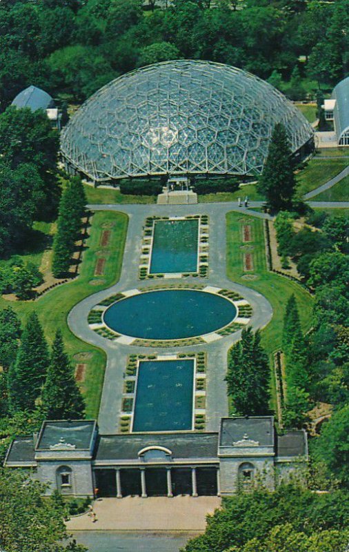 Main Entrance to Shaw's Botanical Garden - St Louis MO, Missouri