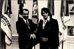 REPRO Washington, D.C.  ELVIS PRESLEY & PRESIDENT RICHARD NIXON  4X6 Postcard