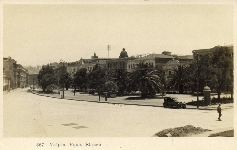 chile, VALPARAISO, Pque. Blanco, Weir Scott & Cia Building (1920s) RPPC Postcard