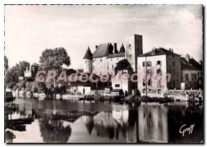 Postcard Modern Nemours (Seine et Marne) The Old Castle and the banks of the ...