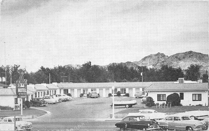 Automobile Boulder City Nevada 1950s Vale Motel roadside Postcard roadside 11949