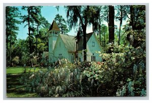 Vintage 1960's Postcard Presbyterian Church in Summerville South Carolina