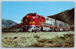 Train~Arizona~Grand Canyon Natl Park~Cajon Pass~Santa Fe Streamliner~1950s PC