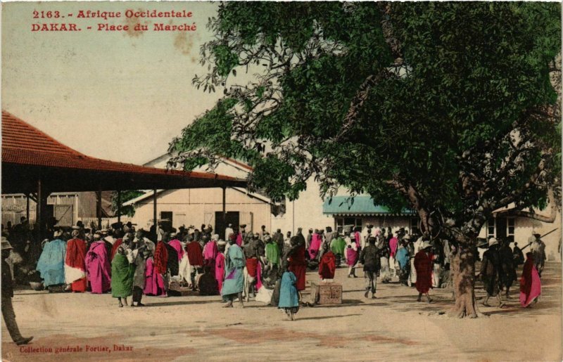 CPA AK Fortier 2163 Dakar- Place du Marche SENEGAL (812241)