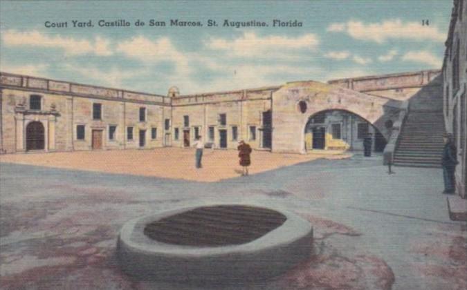 Florida St Augustine Court Yard Castillo de San Marcos