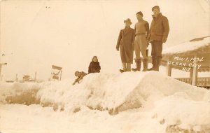 Picture of Snow 1 November 1934, Real Photo - Ocean City, New Jersey NJ