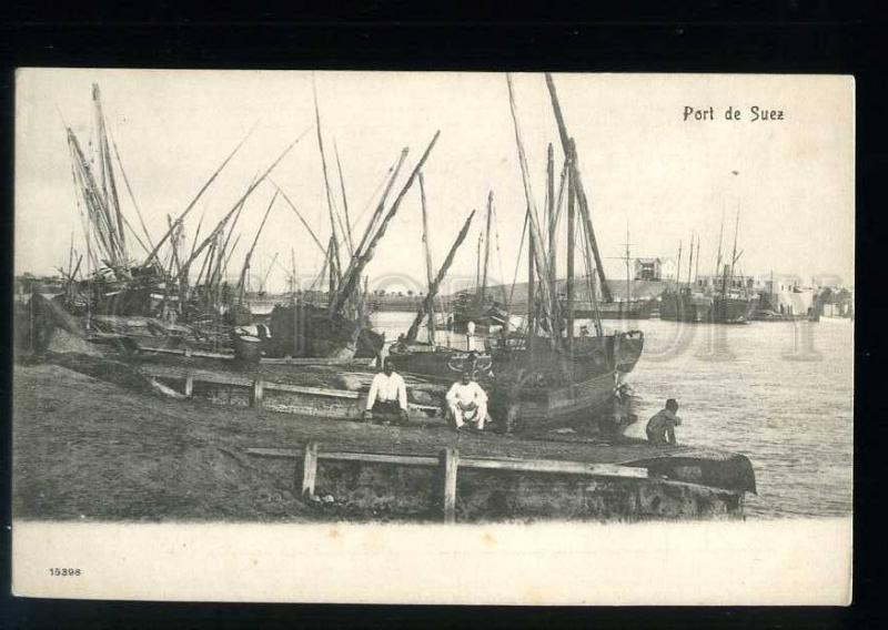 213557 EGYPT SUEZ ships native peoples Vintage postcard