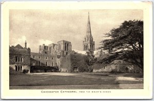 VINTAGE POSTCARD VIEW OF THE CHICHESTER CATHEDRAL FROM THE BISHOP'S GARDEN 1930s