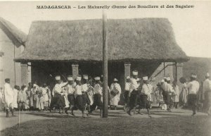 PC MADAGASCAR, LES MAKARELLY, Vintage Postcard (b37944)