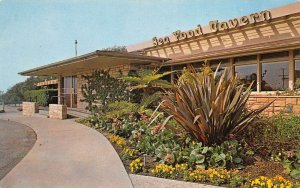 Pasadena California Seafood Tavern Restaurant Vintage Postcard AA59371