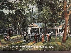 Postcard Early View of Grand View Park in Des Moines, Iowa.     T4