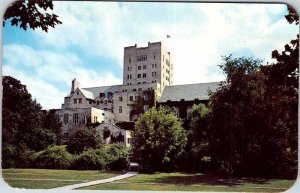 Postcard SCHOOL SCENE Bloomington Indiana IN AM5014