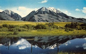 EMIGRANT PEAK U.S. 89 Livingston/Gardiner, Montana c1960s Vintage Postcard