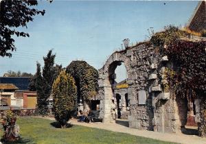 BR226 Square des Penitents Louviers    france