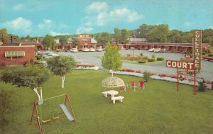 BOWLING GREEN, Kentucky   COLLETDALE MOTEL   Roadside    c1950's cars   Postcard