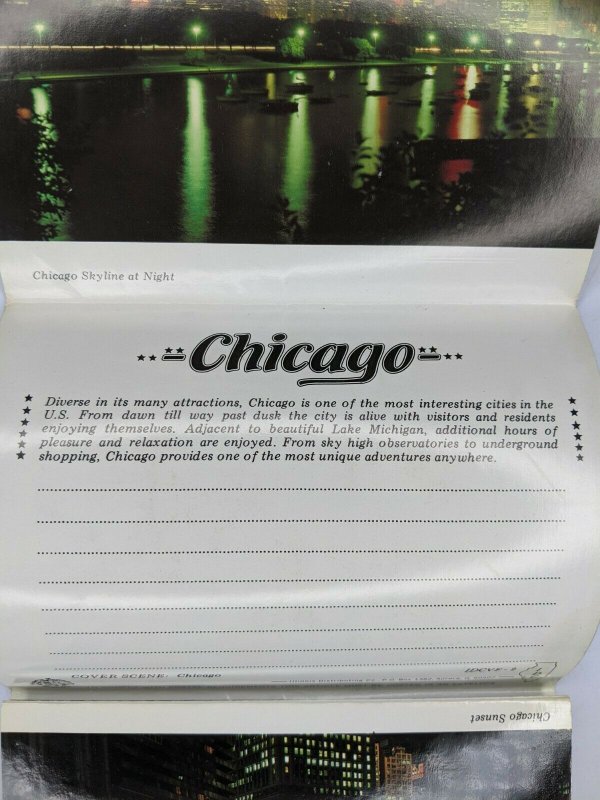 c1970s Chicago Deluxe View Folder Postcard 13 Photos Downtown Cars Skyline 5O